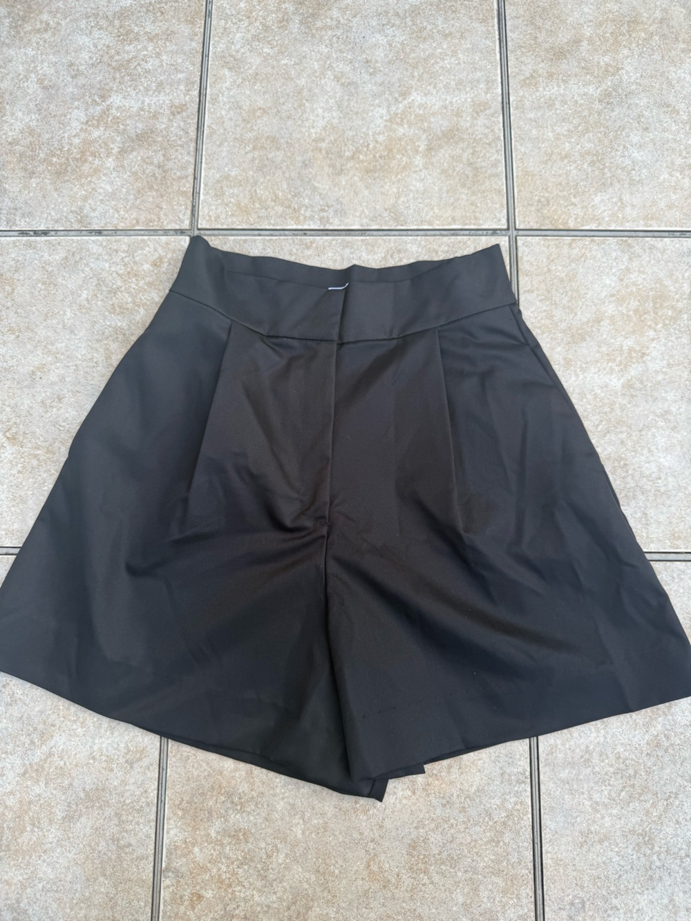 Nonchalant Label Sonya Black Women’s Shorts